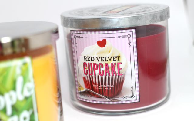 Red velvet cupcake candle